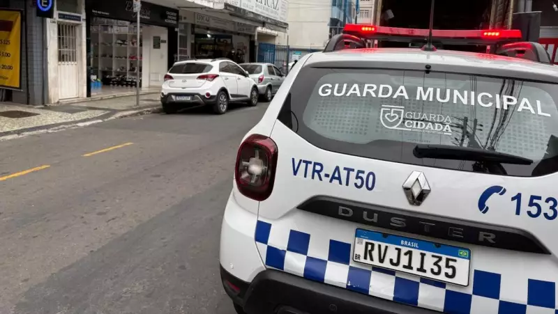 Operação em Juiz de Fora interdita estabelecimento por adulteração de bebidas: risco à saúde pública