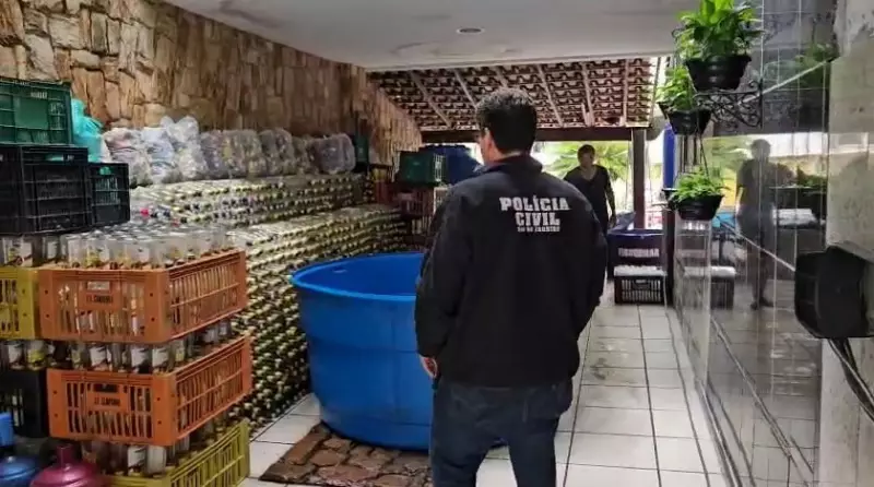 Operação no Rio mira comércio irregular de bebidas: veja o que foi apreendido