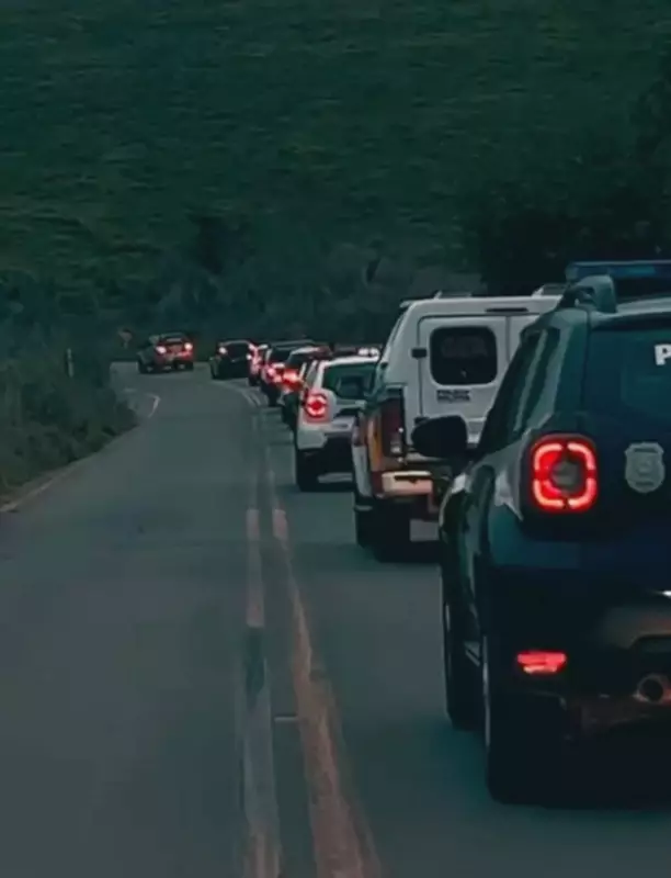 Operação Antidrogas em JF e Bicas: 150 Policiais e 50 Viaturas na Maior Ação Contra o Tráfico da Região