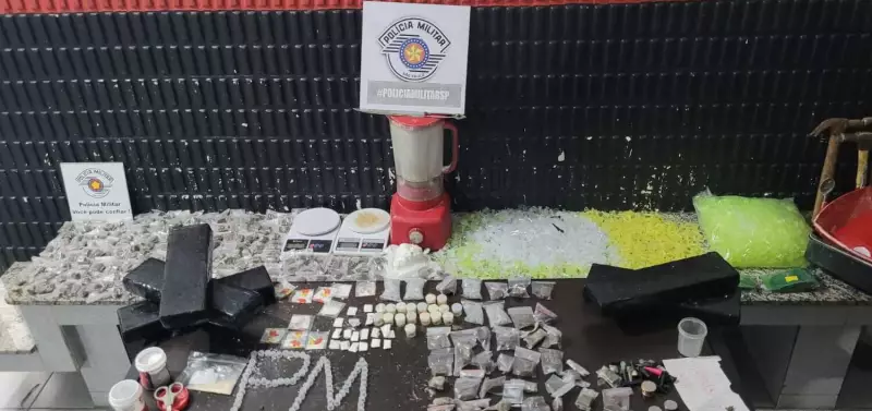 Operação da PM apreende tijolos de maconha escondidos em geladeira em Araçatuba