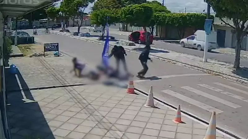 Pai é assassinado a tiros ao deixar filha de 10 anos na escola em João Pessoa; cena de horror é registrada em vídeo