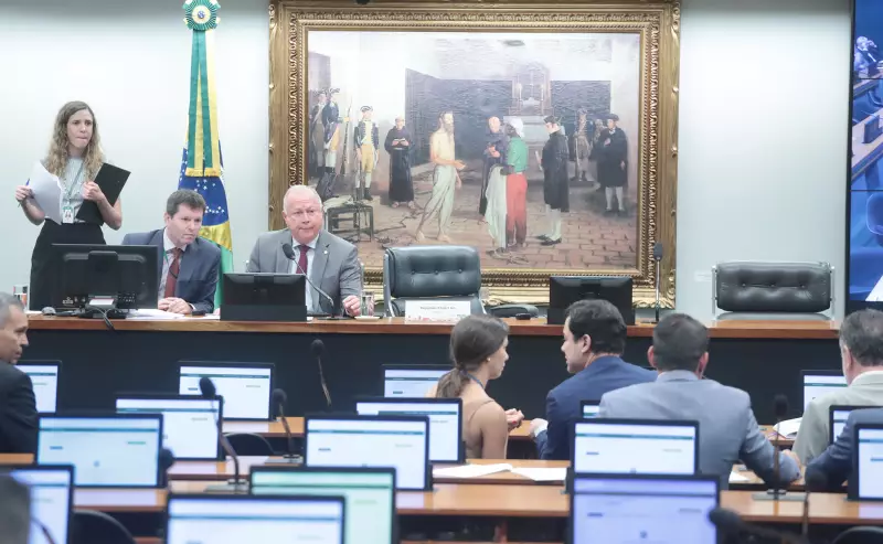 PEC da Maioridade Penal: Câmara retoma debate após tragédia em Brasília