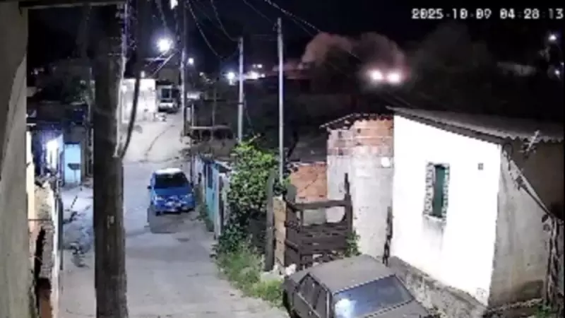 Perseguição na Grande BH termina em tragédia: carro capota e invade residências em cena de filme de ação