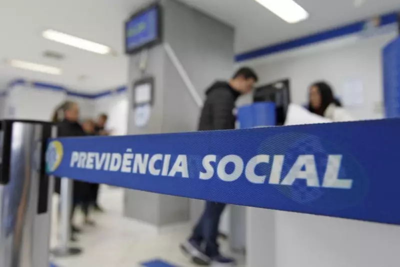 PF Desmantela Mega Esquema de Fraudes Contra o INSS: 66 Mandados em Ação Nacional