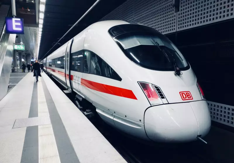 Por que os trens não têm cintos de segurança? A surpreendente explicação que vai mudar sua percepção sobre viagens ferroviárias