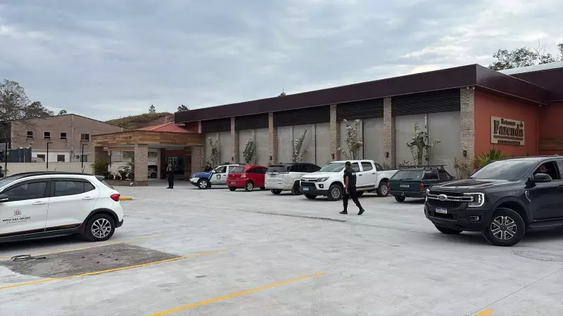Pro Hiper reabre após polêmica: funcionários de restaurante interditado foram alojados no mercado