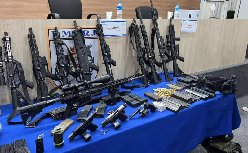 Rio em Guerra: Quase 600 Fuzis Apreendidos em 2025 Revelam Escala do Confronto com o Crime