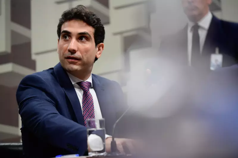Senadores Encurralam Galípolo: Acordo com Campos Neto Será Questionado em Audiência Tensa