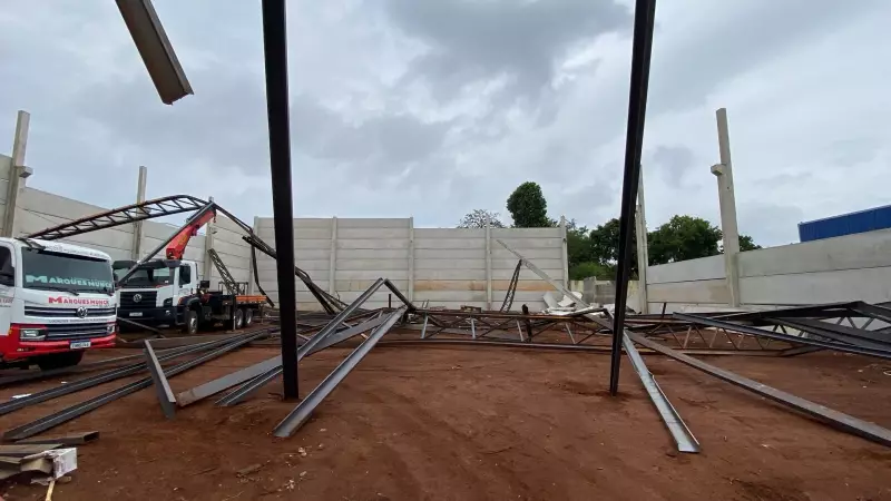 Teto de Obra Desaba e Deixa Trabalhador Ferido em Sorocaba: Entenda o Caso