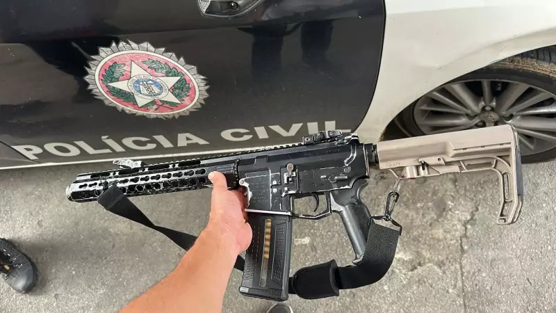 Tiroteio em Caxias: Homem é preso com fuzil após confronto com a polícia