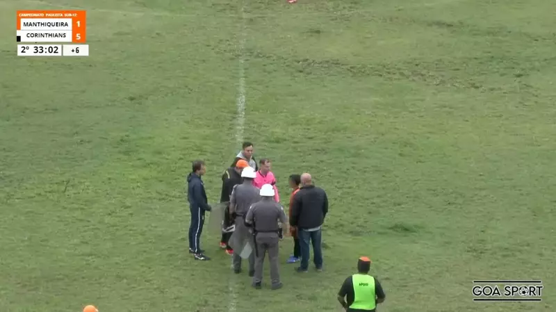 Torcedora é presa por injúria racial contra criança de 12 anos em jogo de futebol em Guaratinguetá