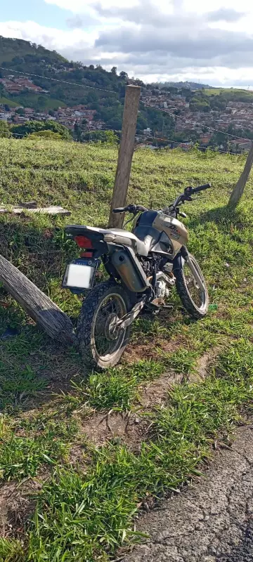 Tragédia em Amparo: Pai e Filha Perdem a Vida em Acidente com Motocicleta