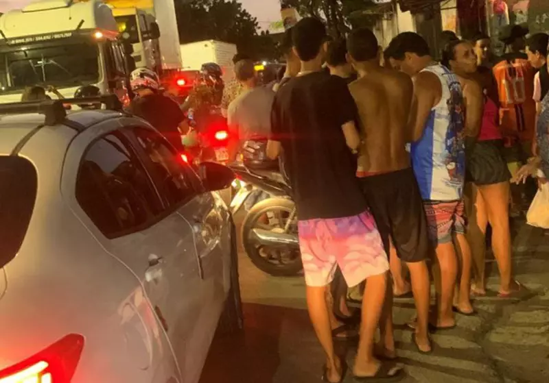 Tragédia no Recife: Adolescente é Executado ao Descer de Ônibus em Área Nobre