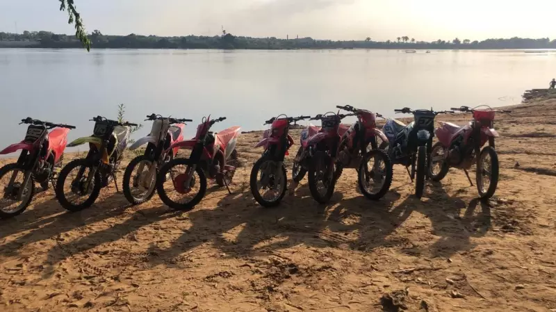 Tragédia no Rio Tocantins: Naufrágio deixa dois jovens mortos e motos são resgatadas das águas
