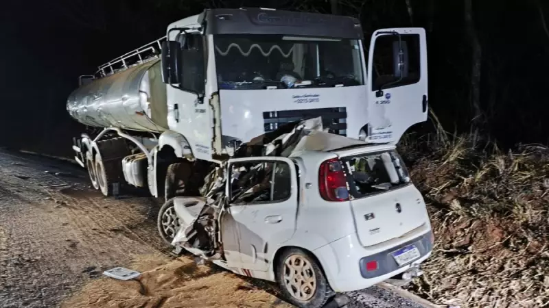Tragédia na MG-135: Caminhão e carro colidem de frente em Mirabela e deixam cinco mortos