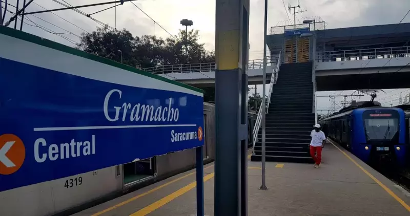 Trens da SuperVia voltam a circular após pane elétrica paralisar linhas Gramacho e Saracuruna
