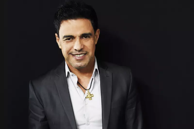 Zezé Di Camargo reage com emoção a pedido de anistia do público durante show
