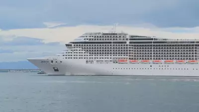 Temporal impede atracação de navio no Porto de Salvador e causa transtornos na capital baiana