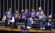 Bancada Cristã: Câmara acelera criação de novo grupo com influência evangélica e católica