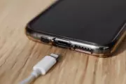 Bateria do celular acabando rápido? Descubra os sinais de que está na hora da troca