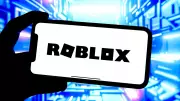 Brasileiros são contratados por até R$ 2.100 para caçar pedofilia e automutilação no Roblox