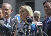 Escrava Sexual de Epstein: Virginia Giuffre Revela 'Achei Que Morreria' em Depoimento Chocante