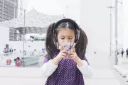 Geração Tela: Influenciadores Digitais Superam Filmes e Séries no Consumo Infantojuvenil