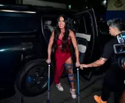 Gracyanne Barbosa passa por exames após ser assaltada e sofrer lesão no quadril