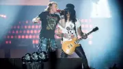 Guns N' Roses no Monsters of Rock 2026: Axl Rose e Slash se reúnem no palco brasileiro