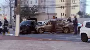 Trânsito Travado: Acidente na Avenida Francisco Rodrigues Filho em Mogi das Cruzes Causa Lentidão