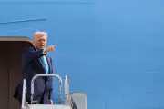 Trump Abre o Jogo: Não Descartou Buscar Terceiro Mandato e Critica Biden em Discurso Explosivo