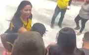 VÍDEO BOMBA: Torcedora do Sport flagra traição no estádio e esculacha namorado com frases marcantes