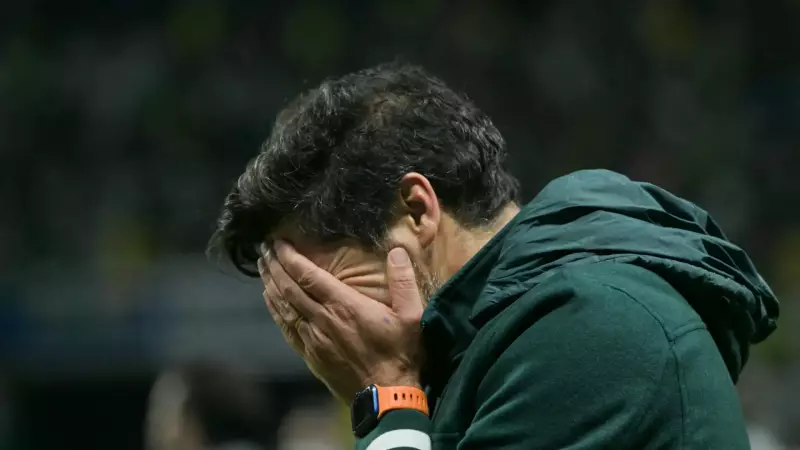 Abel Ferreira às lágrimas: fonte do Palmeiras revela o esgotamento total do técnico