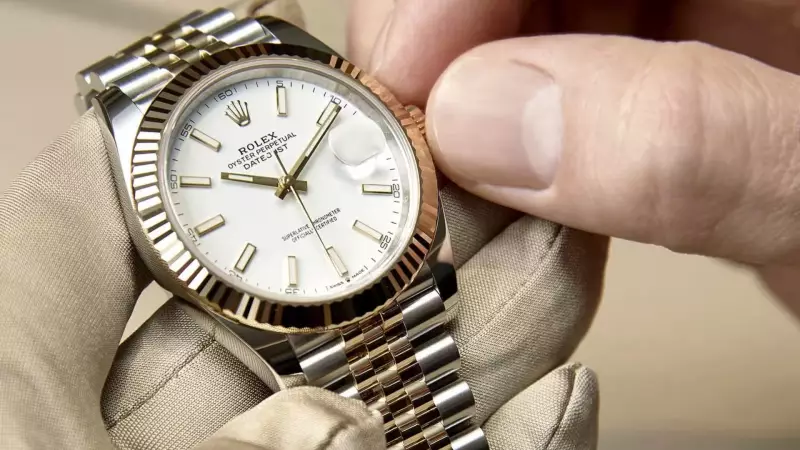 Assalto de Alto Padrão: Dupla rouba joias e dois Rolex de luxo em mansão de Brasília