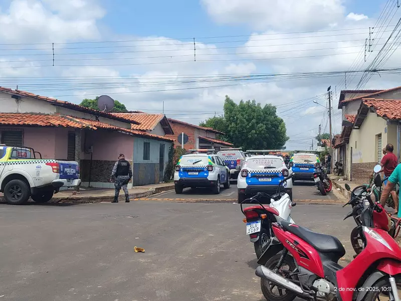 Ataque a Faca no Piauí: Dois PMs São Feridos e Suspeito é Preso em Confronto