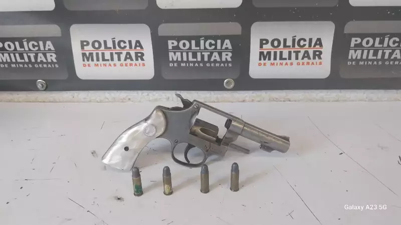 Briga por Conta de Luz Termina com Revólver Apreendido em Divinópolis