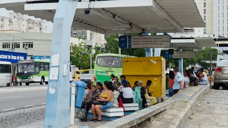 Caos nos Ônibus de Campos: Frota Envelhecida e Impasse sobre Veículos Elétricos Paralisam Transporte