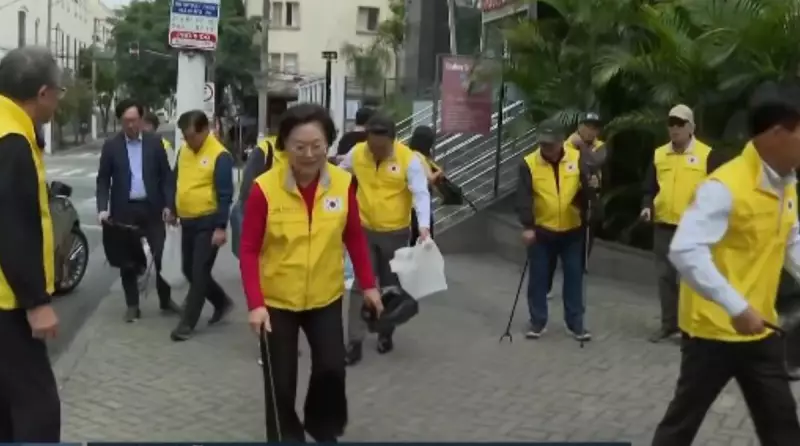 Coreanos transformam Bom Retiro com mutirões de limpeza há 4 anos