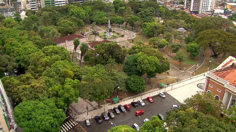 Crise Climática: Países Retomam Negociações para Acelerar Ações Globais Urgentes