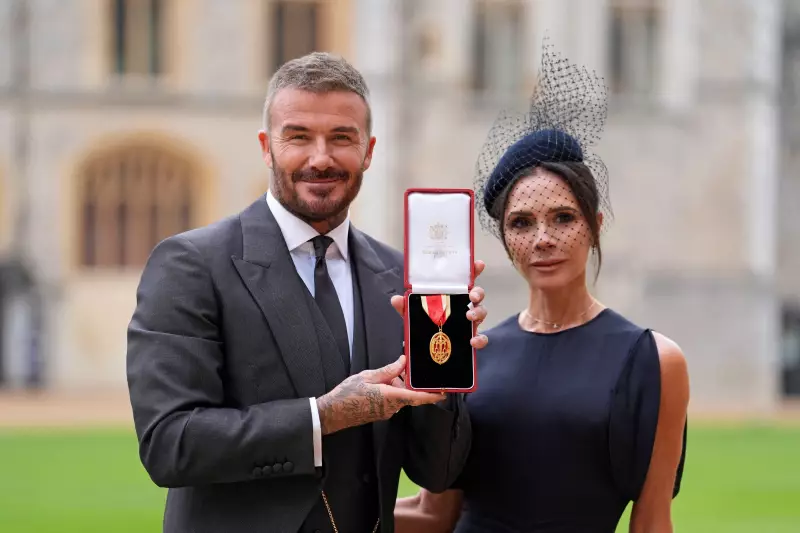 David Beckham Vira Sir: Ex-jogador é condecorado cavaleiro pelo rei Charles III em cerimônia histórica