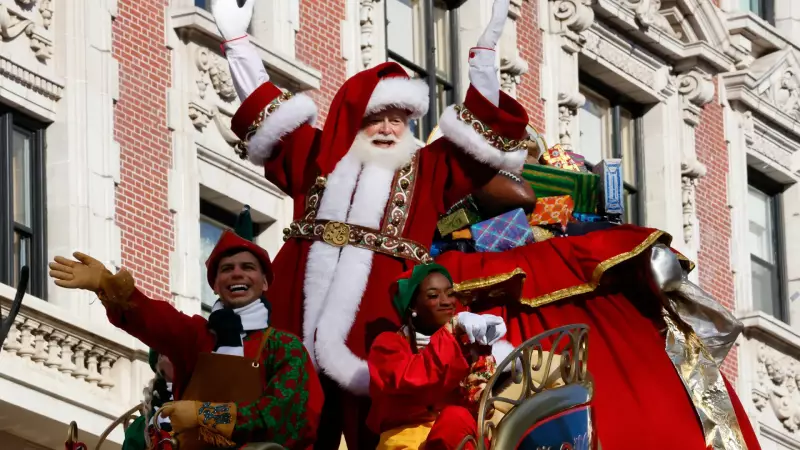 Desfile da Macy's 2025: 32 balões e estrelas abrem temporada festiva