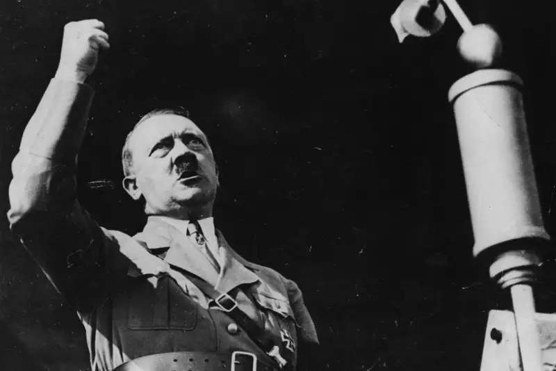 DNA de Hitler revela Síndrome de Kallman e distúrbios genéticos
