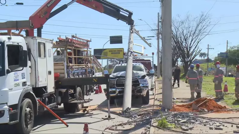 Dois acidentes com fuga deixam trânsito complicado em Contagem