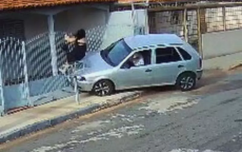 Ex-marido embriagado tenta atropelar mulher em Morrinhos; vídeo