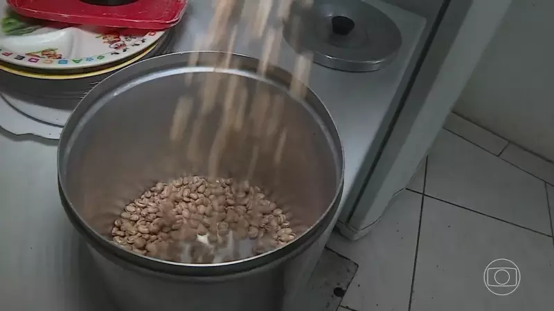 Extrema pobreza em SP: 470 mil famílias vivem com R$ 4 por dia