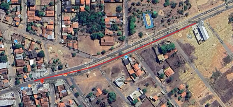 Filho de servidora ostenta com carro oficial e dirige acima da velocidade