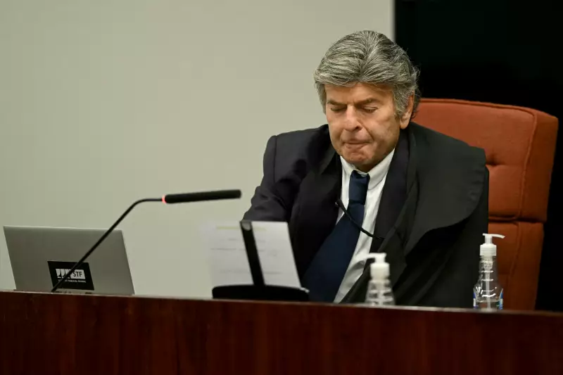 Fux se Afasta: Por que o Ministro Não Julgará os Recursos de Bolsonaro no TSE