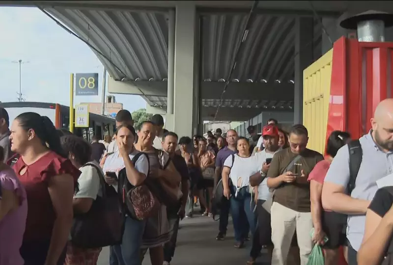 Greve no Metrô do Recife completa segundo dia e deixa milhares de passageiros a pé | G1 PE