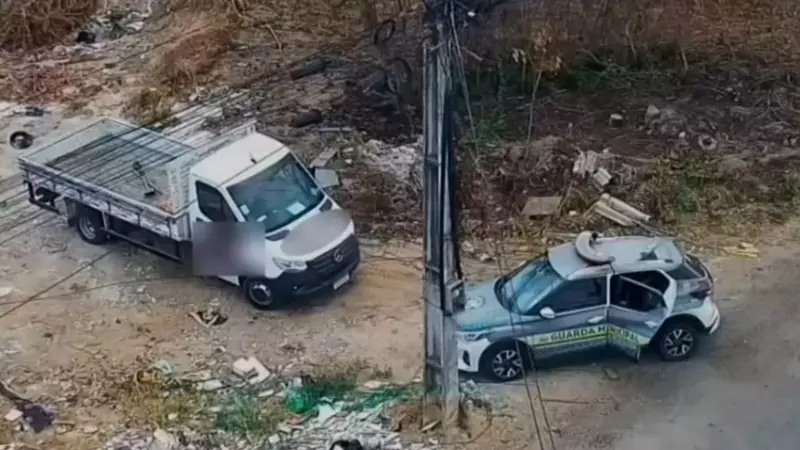 Guarda Municipal flagra descarte irregular de lixo em área protegida de Fortaleza e apreende veículo