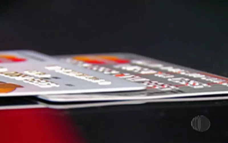 Idosa Analfabeta Recebe R$ 15 Mil por Empréstimo Feito sem Autorização: Justiça Restabelece Direito